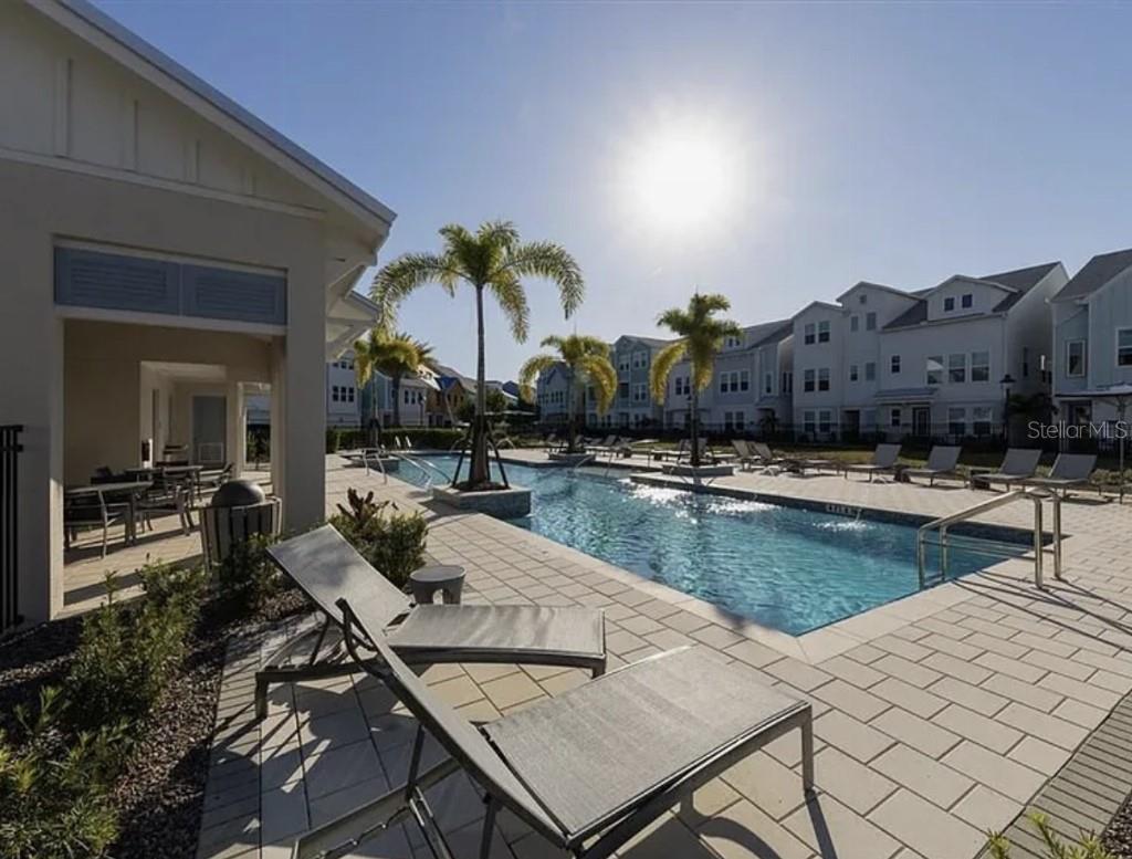 2317 Lindstrom St, Sarasota, FL 34237 — photo 32 of 38