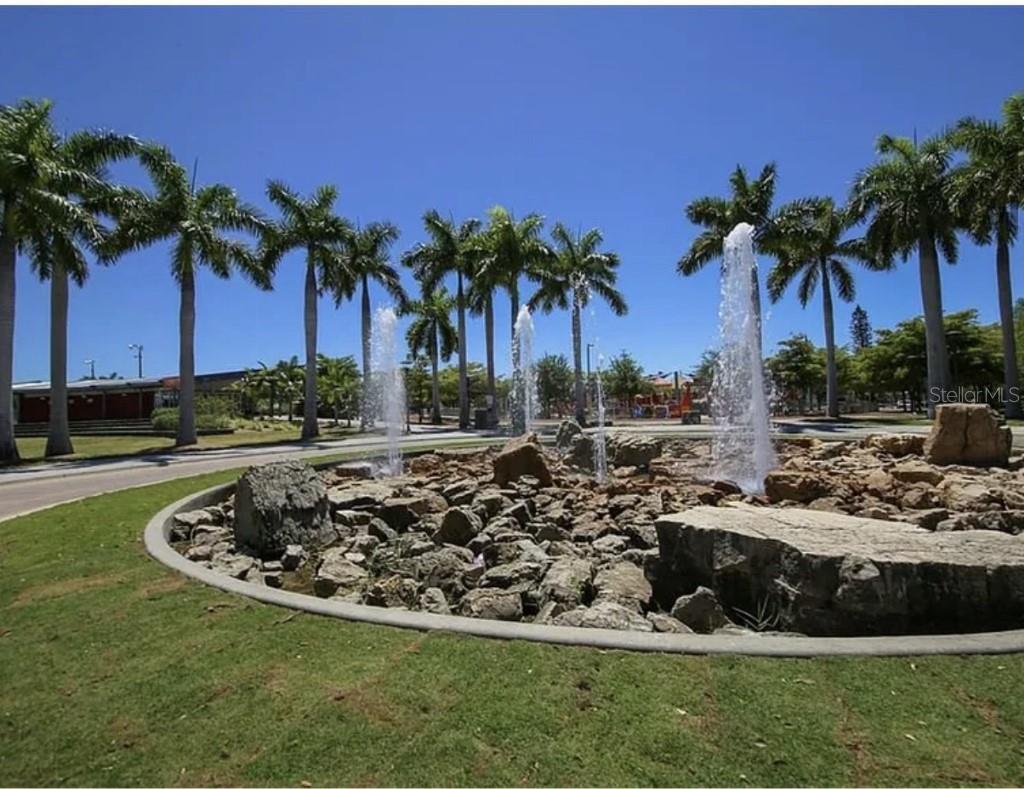 2317 Lindstrom St, Sarasota, FL 34237 — photo 34 of 38