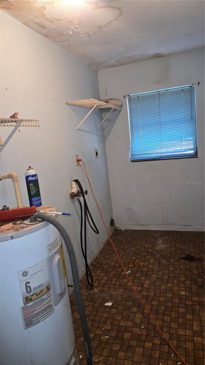 220 Mount Pleasant Rd, Nokomis, FL 34275 — photo 16 of 40