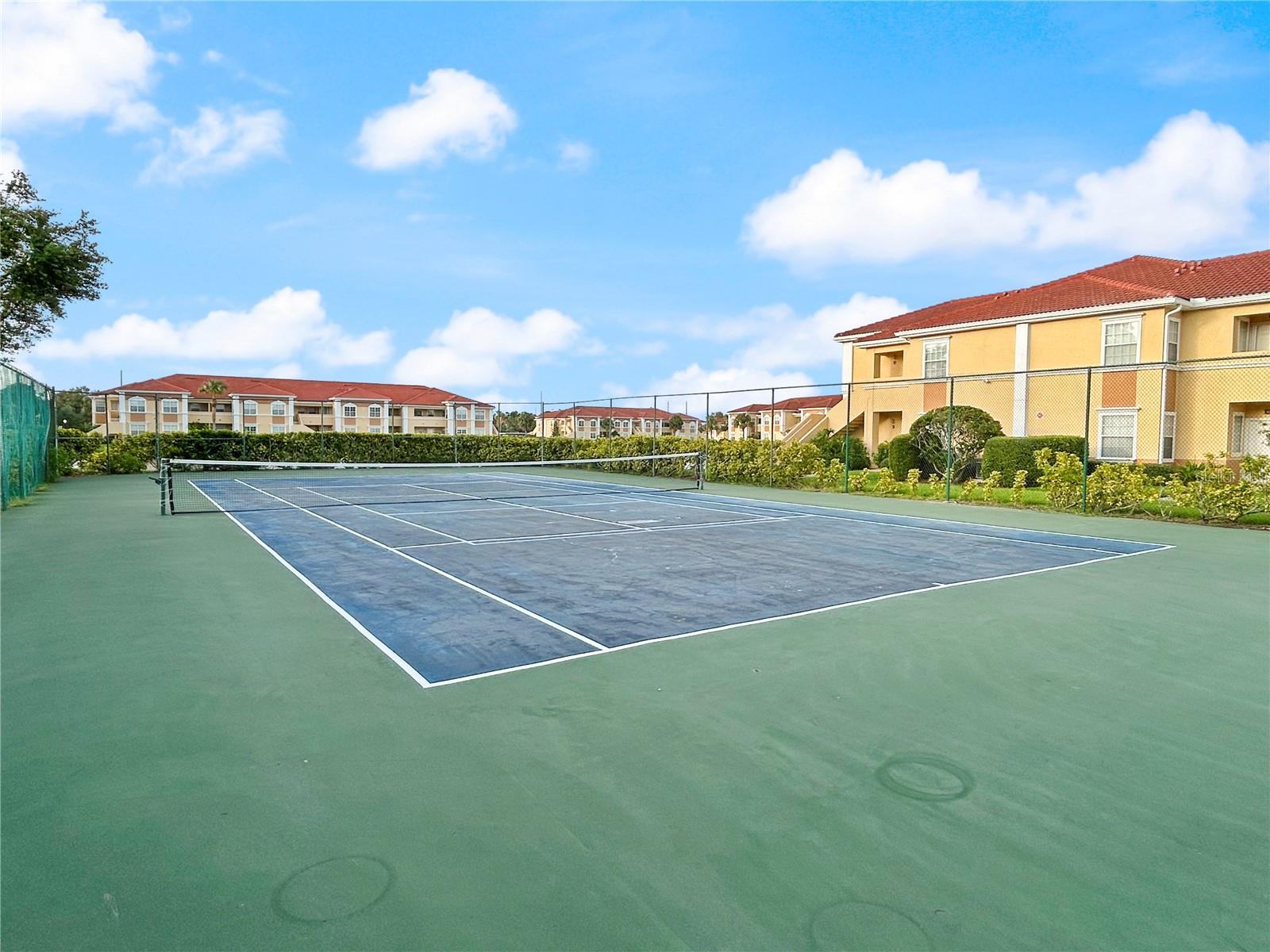 1025 Villagio Cir #101, Sarasota, FL 34237 — photo 27 of 30