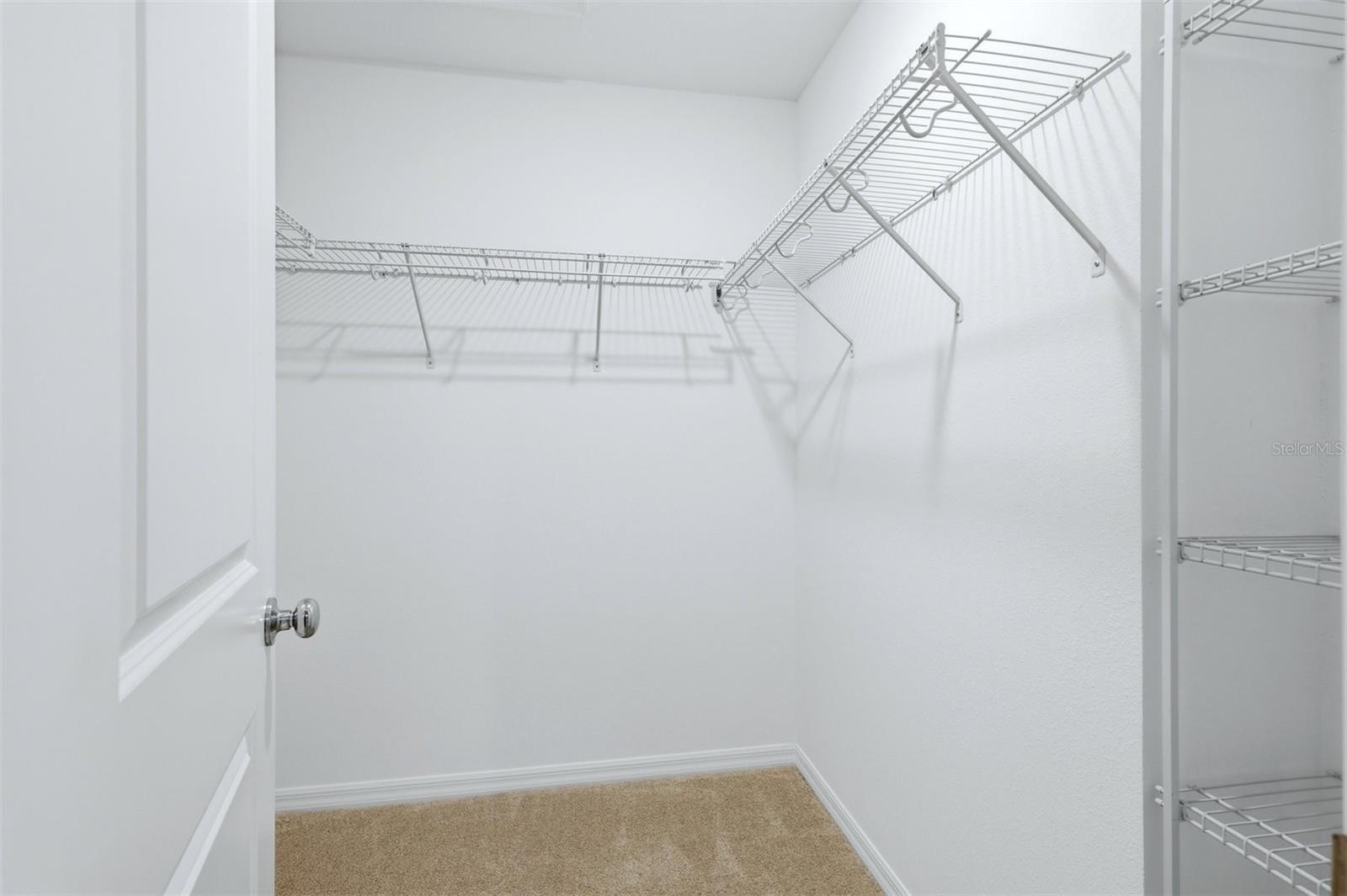 Master Walkin Closet