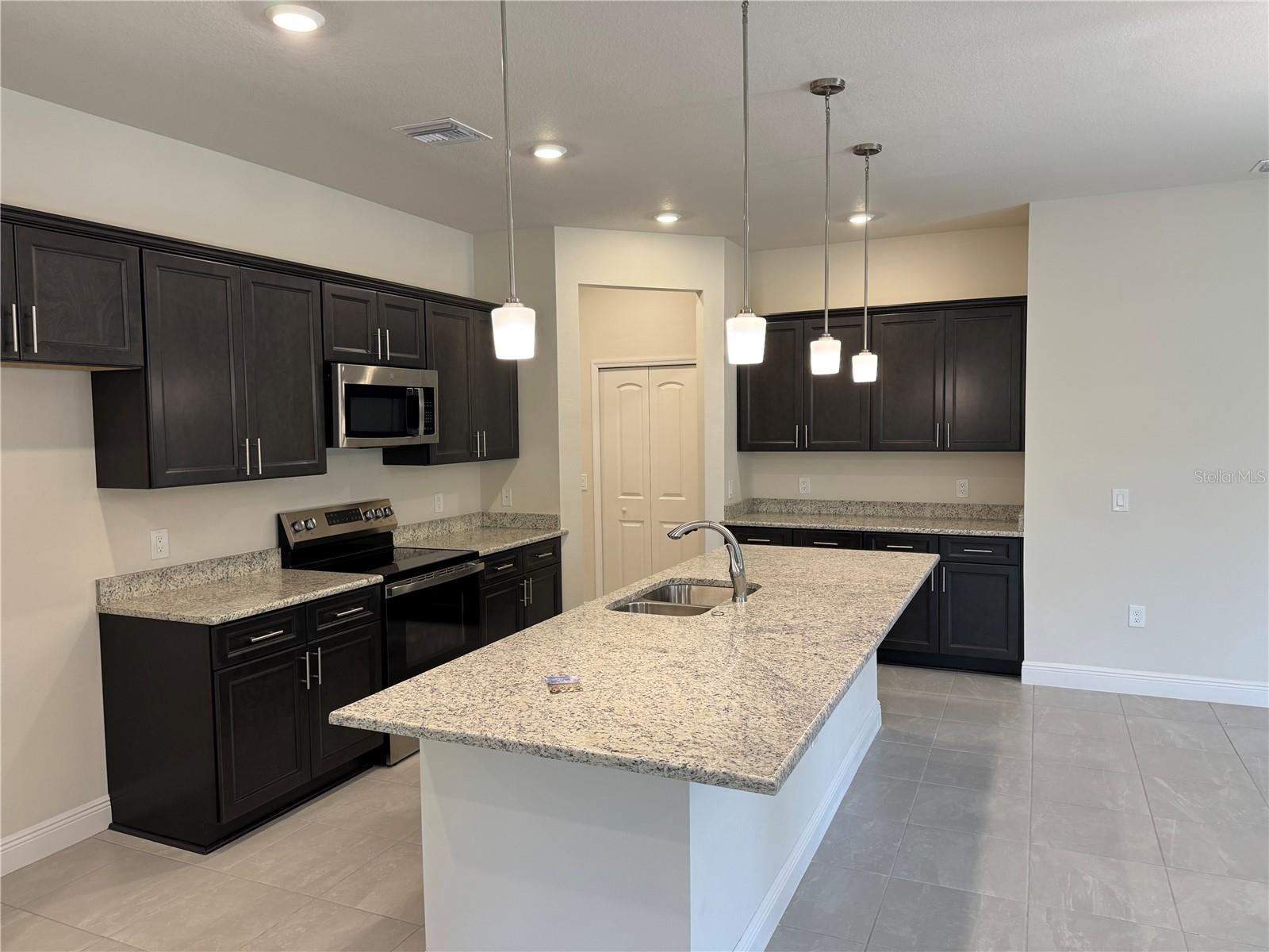 3271 Nadasky Ave, North Port, FL 34288 — photo 3 of 20