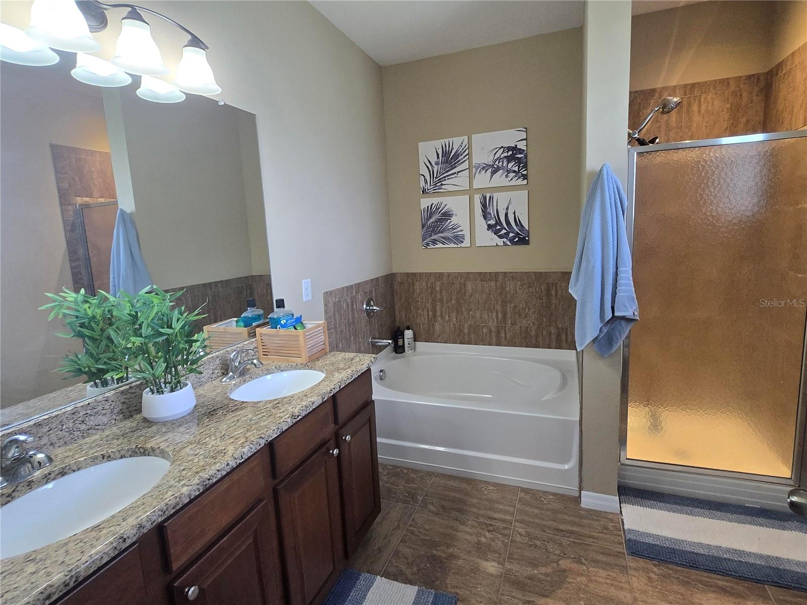 8451 Karpeal Dr, Sarasota, FL 34238 — photo 10 of 18