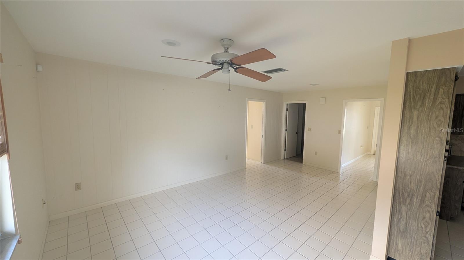 3720 Pin Oaks St, Sarasota, FL 34232 — photo 2 of 15