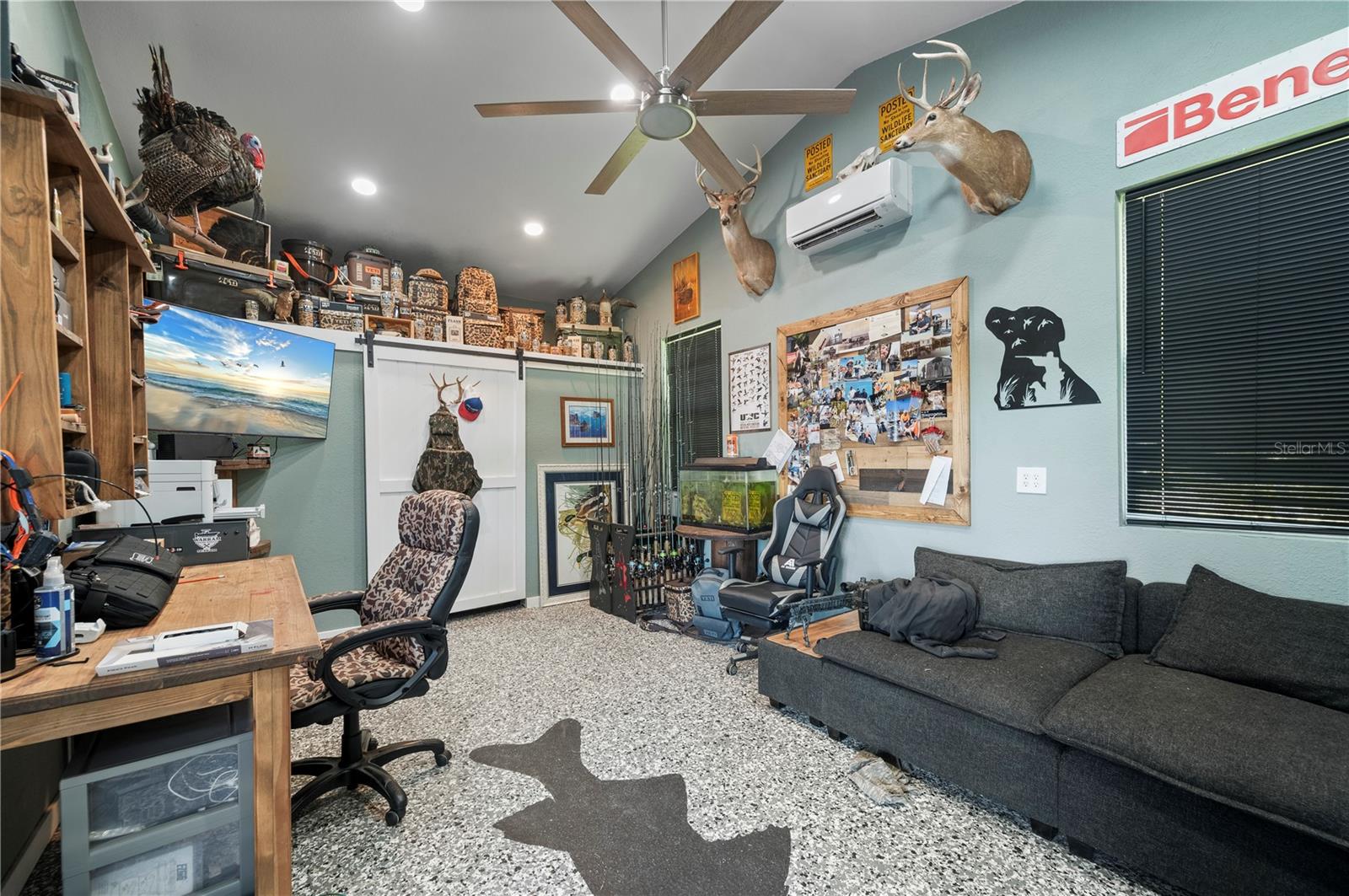 MAN CAVE