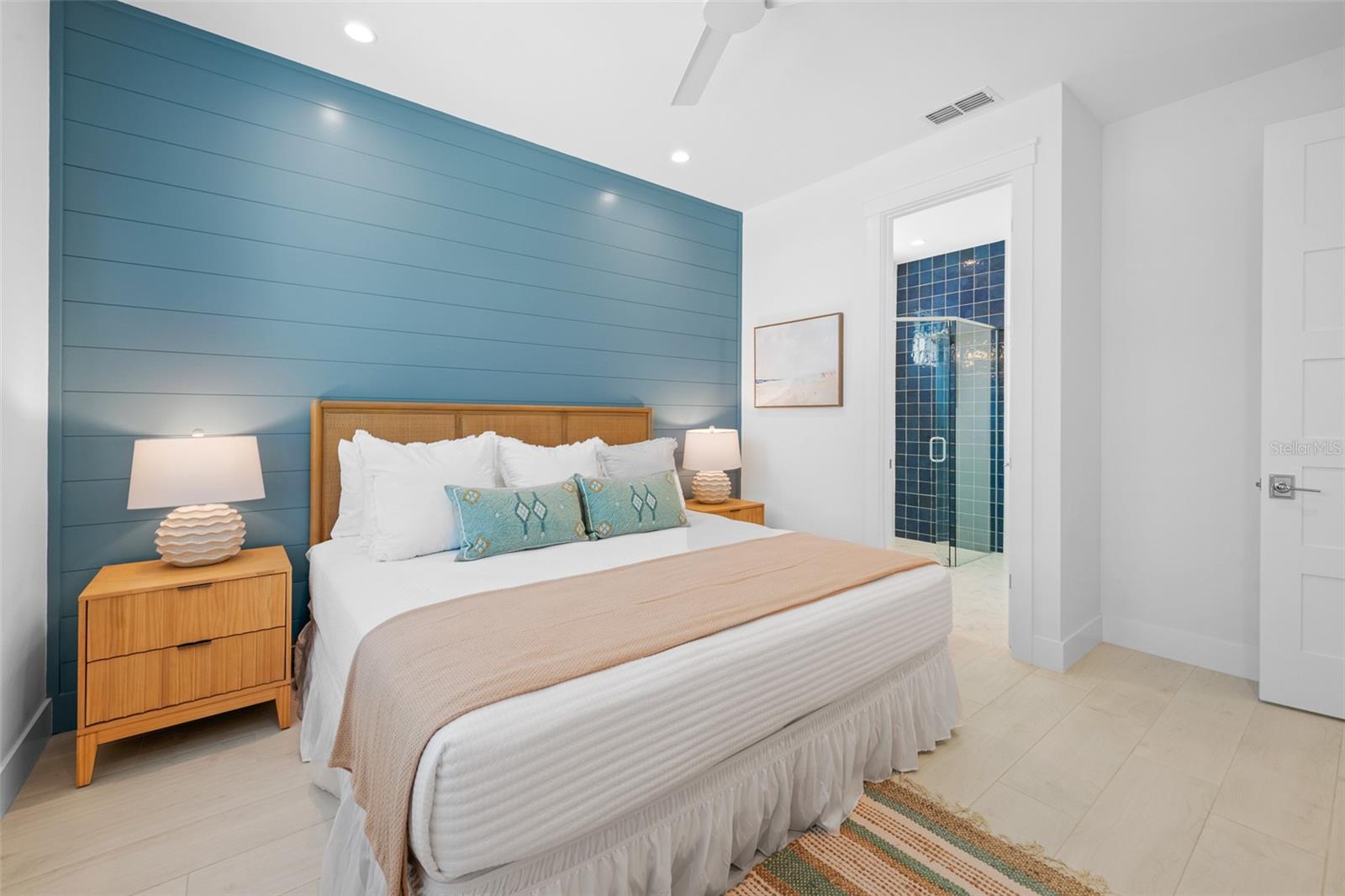 211 Grant Dr, Sarasota, FL 34236 — photo 19 of 87