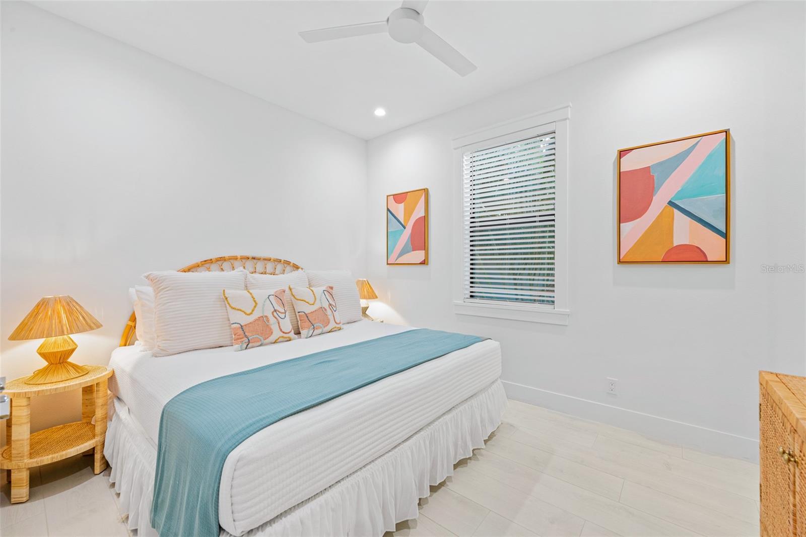 211 Grant Dr, Sarasota, FL 34236 — photo 28 of 87