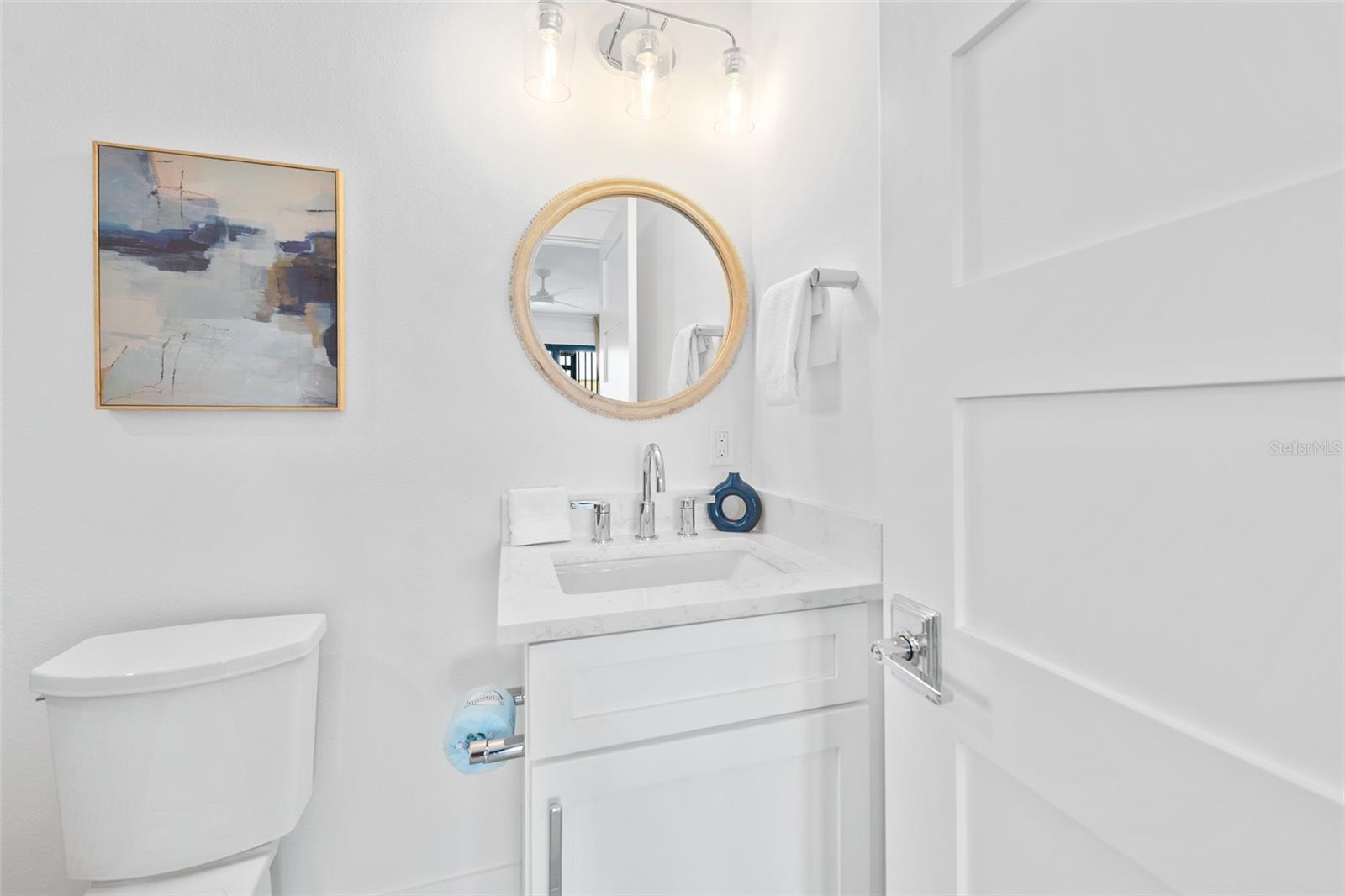 211 Grant Dr, Sarasota, FL 34236 — photo 44 of 87