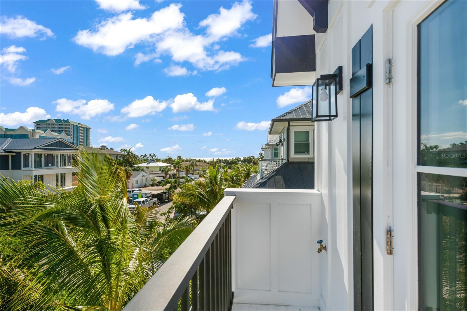 211 Grant Dr, Sarasota, FL 34236 — photo 53 of 87