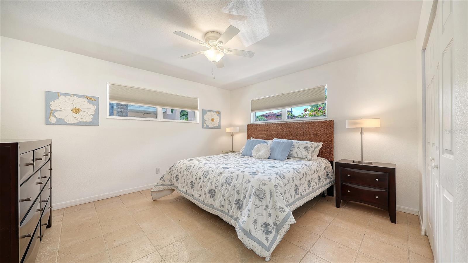 1749 Hillview St #1, Sarasota, FL 34239 — photo 11 of 32