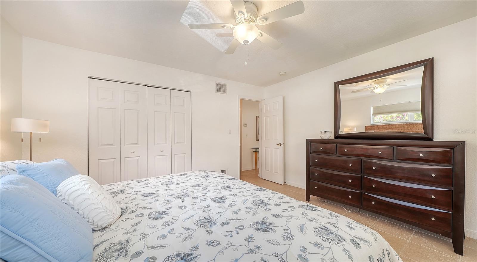 1749 Hillview St #1, Sarasota, FL 34239 — photo 12 of 32