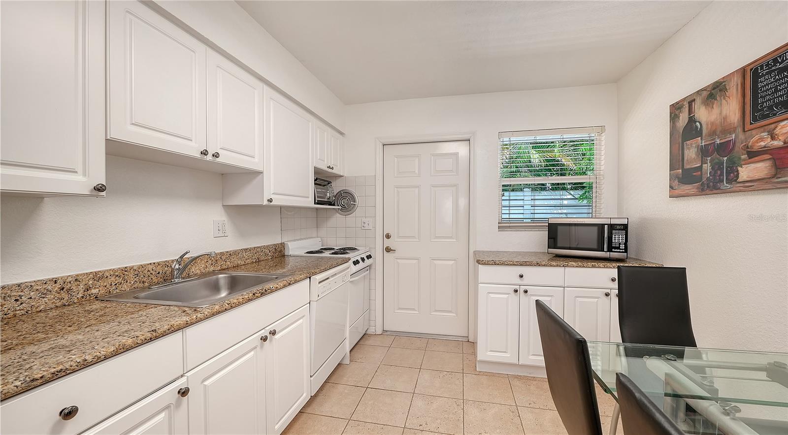 1749 Hillview St #1, Sarasota, FL 34239 — photo 8 of 32