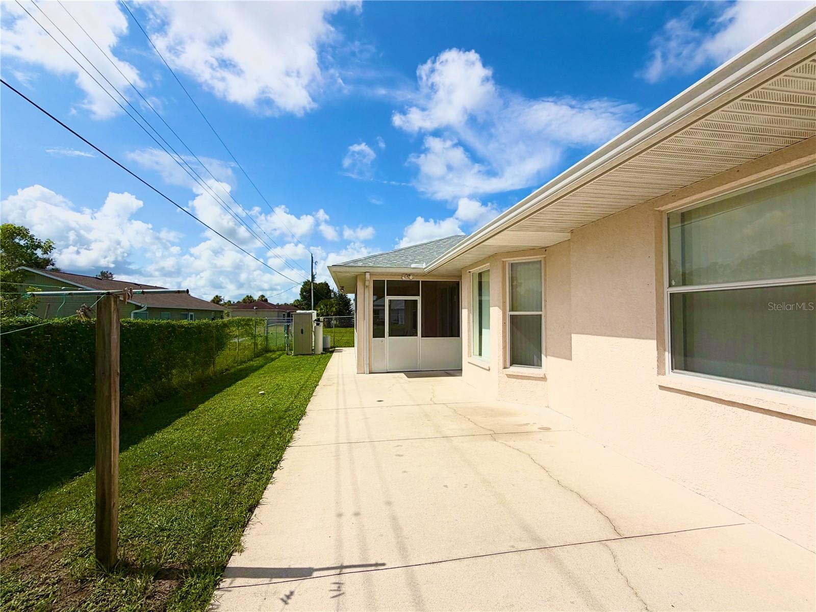 219 Venetia Ave, North Port, FL 34287 — photo 34 of 38