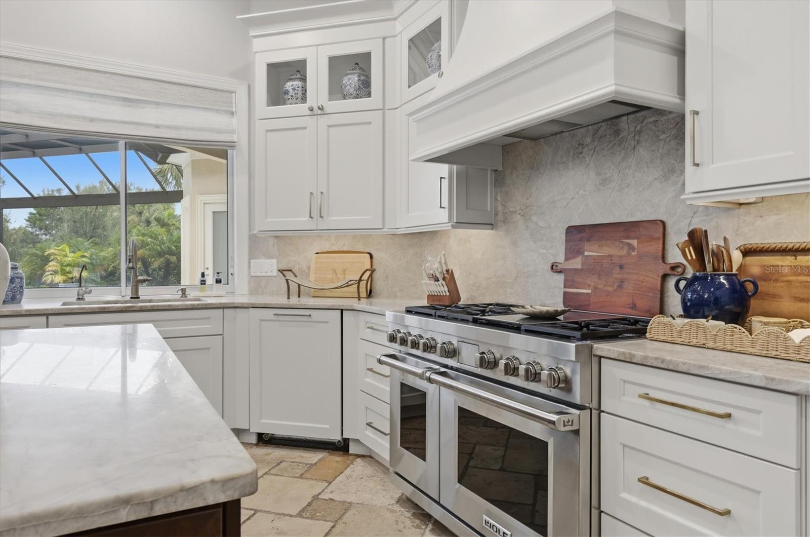 3360 Founders Club Dr, Sarasota, FL 34240 — photo 17 of 86