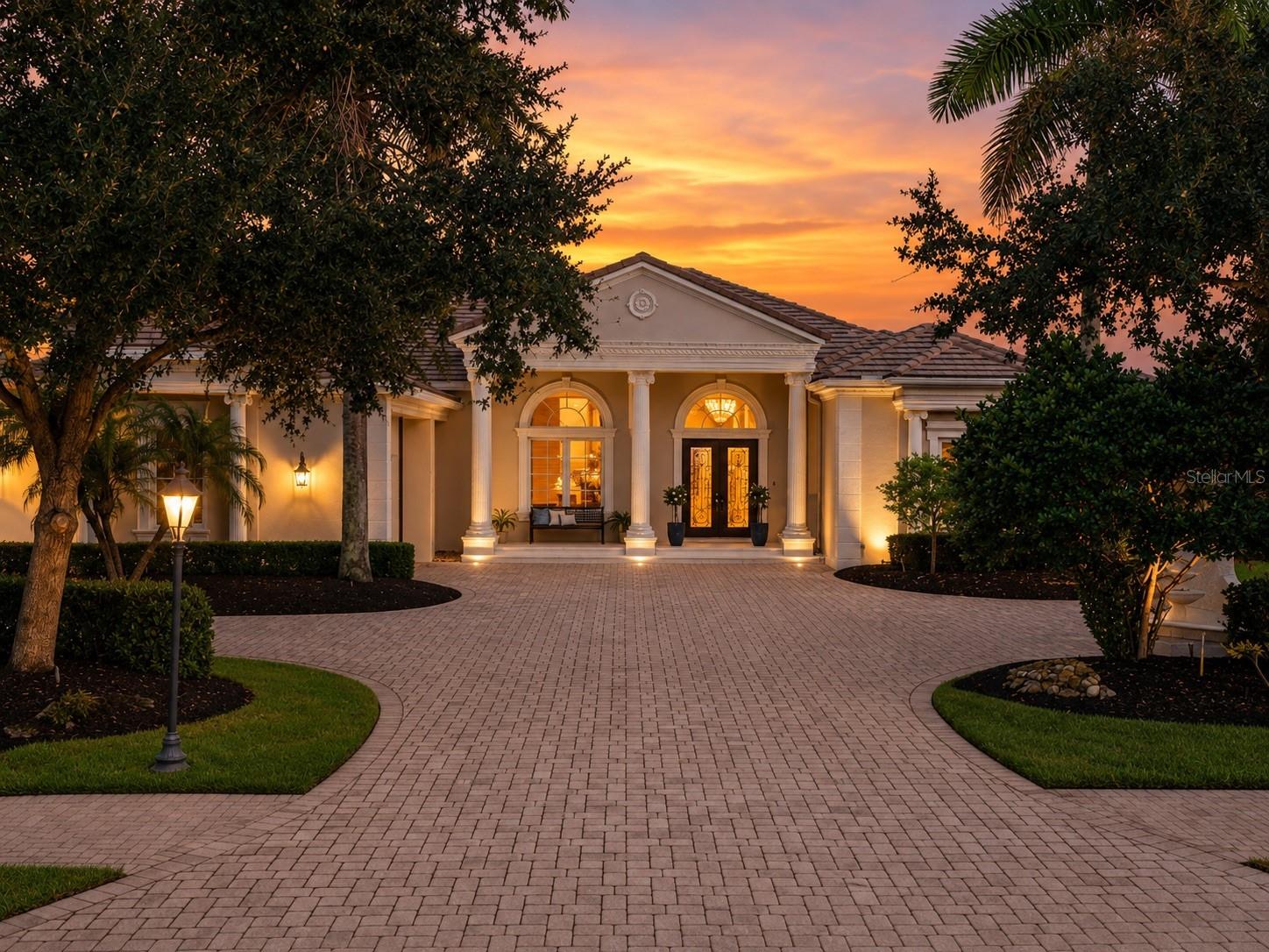 3360 Founders Club Dr, Sarasota, FL 34240 — photo 4 of 86