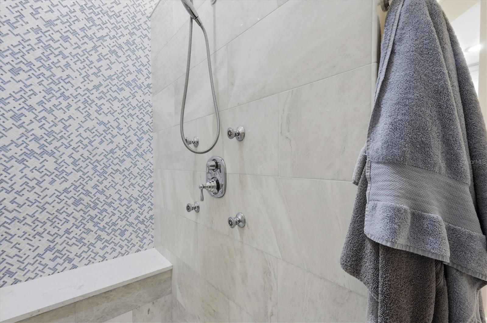 PRIMARY SUITE BATH