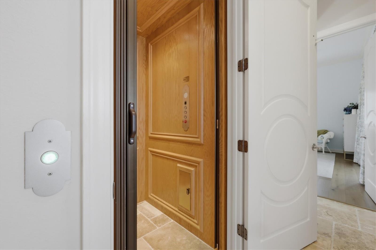 3360 Founders Club Dr, Sarasota, FL 34240 — photo 47 of 86