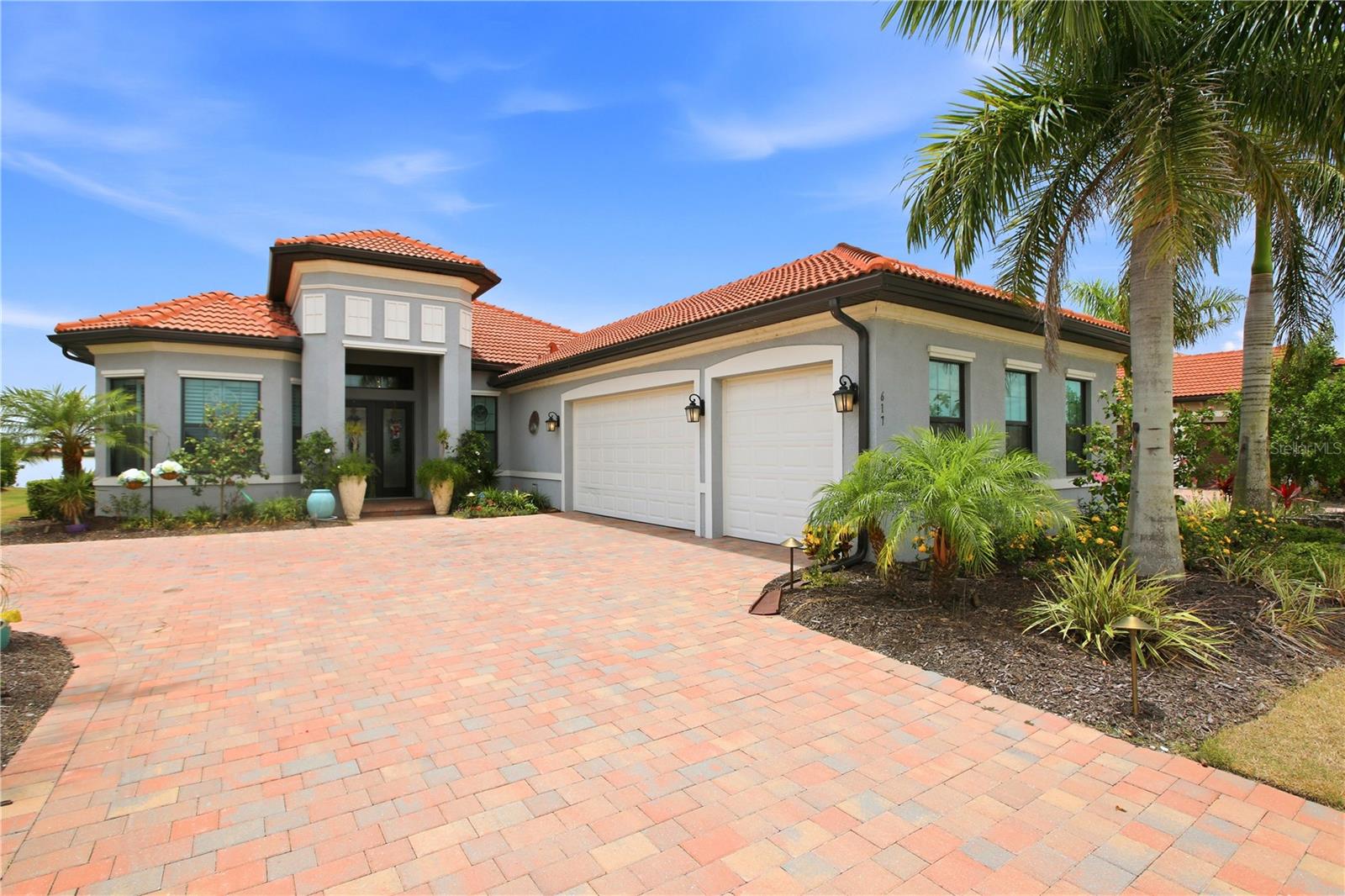 617 Maraviya Blvd, Nokomis, FL 34275 — photo 4 of 59
