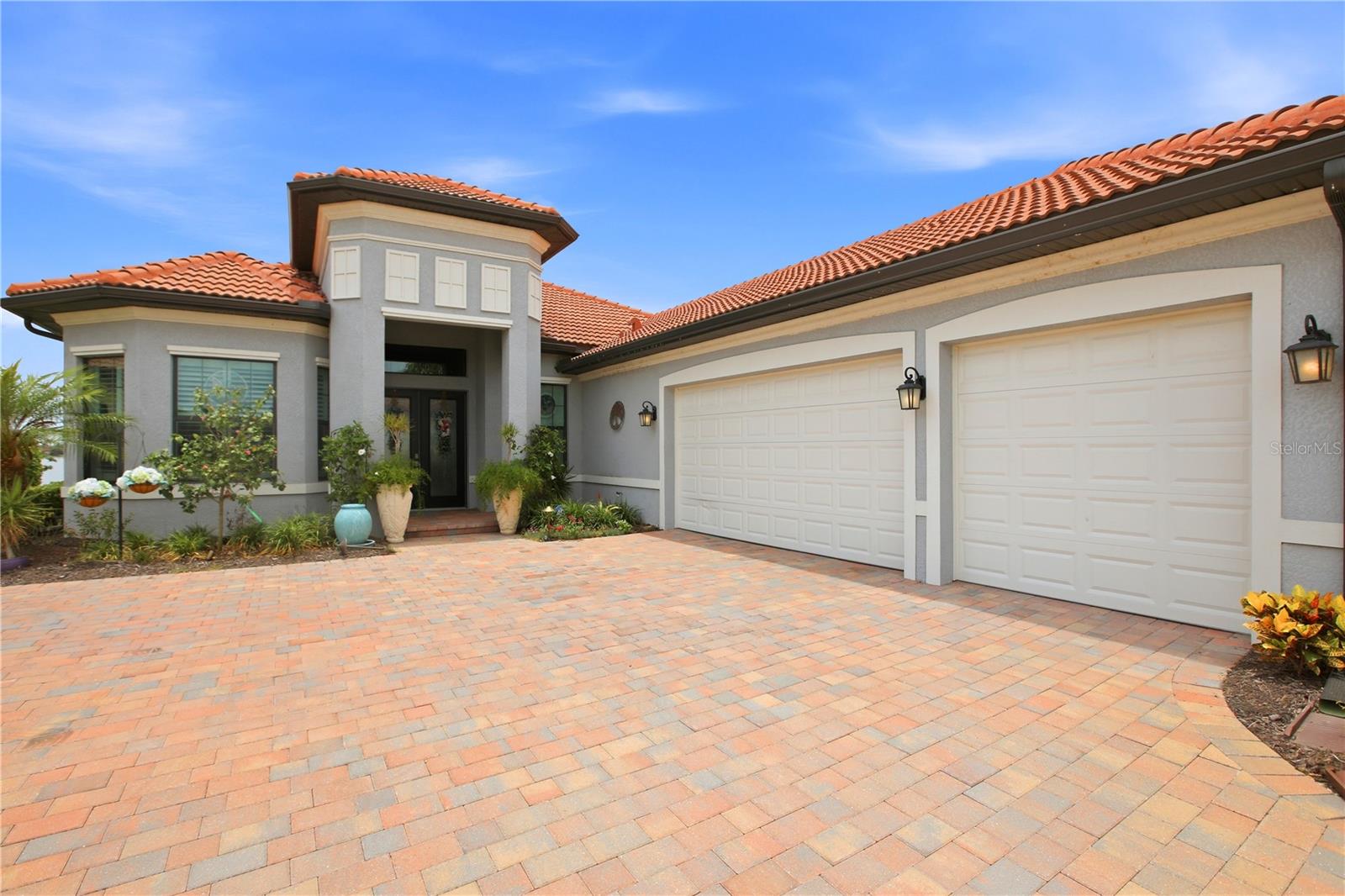 617 Maraviya Blvd, Nokomis, FL 34275 — photo 5 of 59