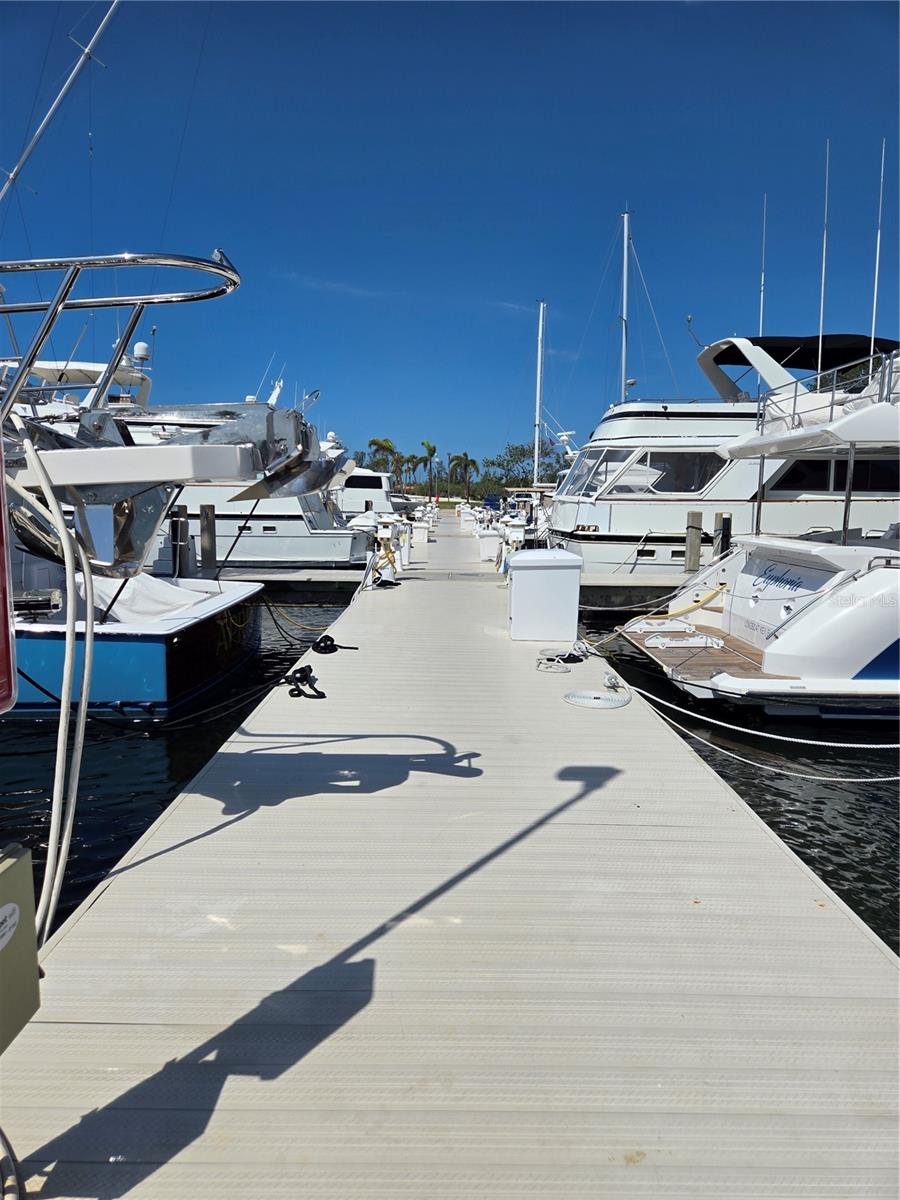 2800 Harbourside Dr #D-16, Longboat Key, FL 34228 — photo 8 of 19