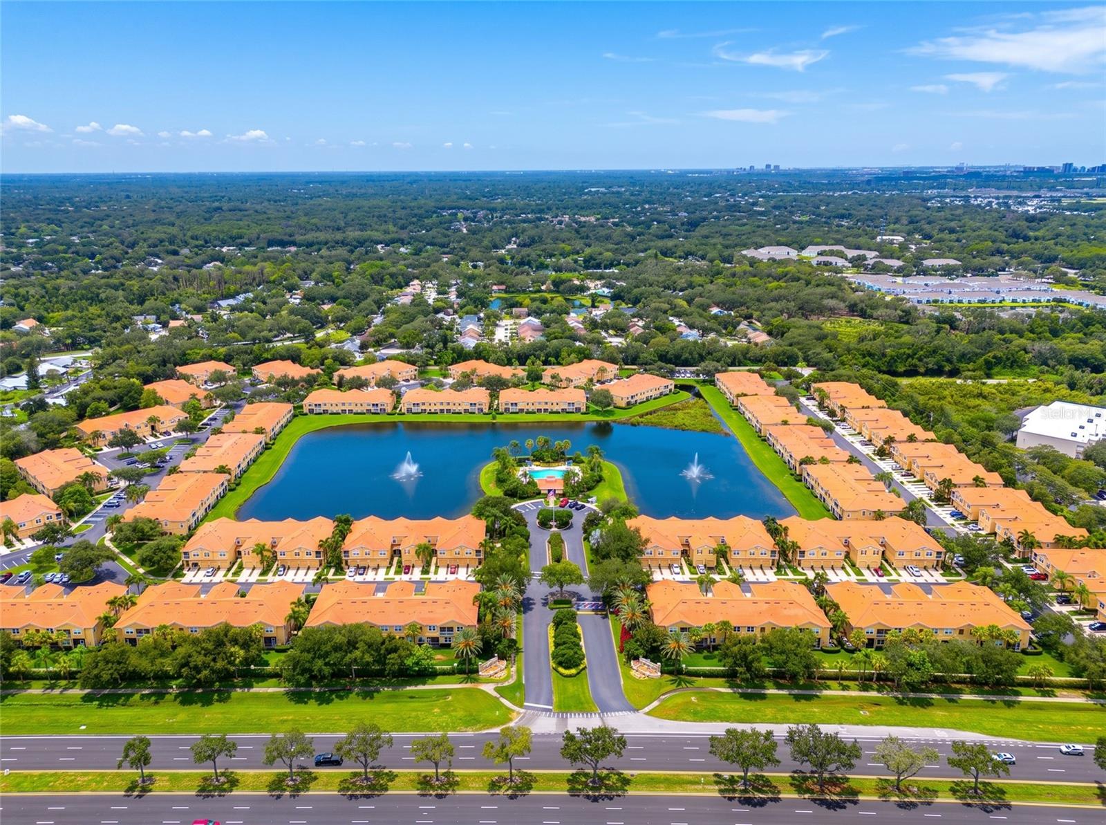 3426 Parkridge Cir #34-105, Sarasota, FL 34243 — photo 5 of 37