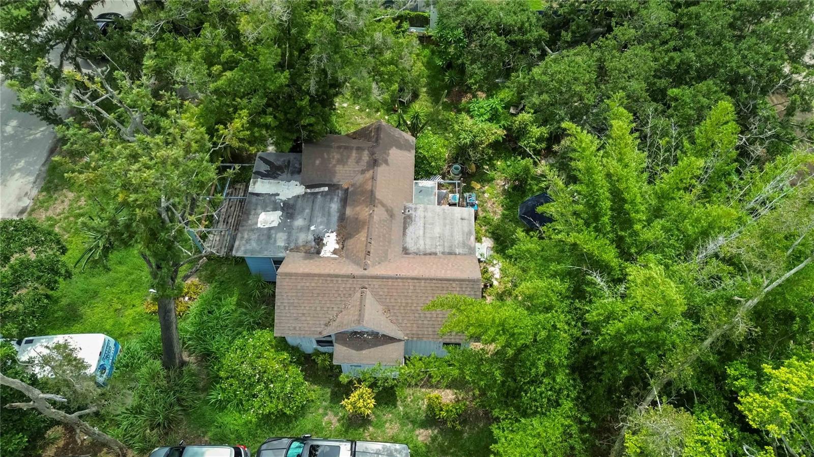 2126 Olentary St, Sarasota, FL 34231 — photo 4 of 8