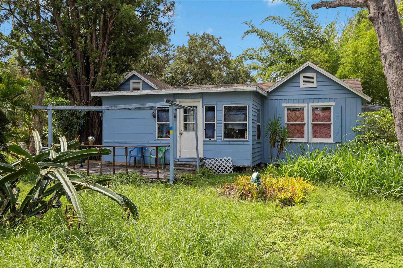 2126 Olentary St, Sarasota, FL 34231 — photo 6 of 8