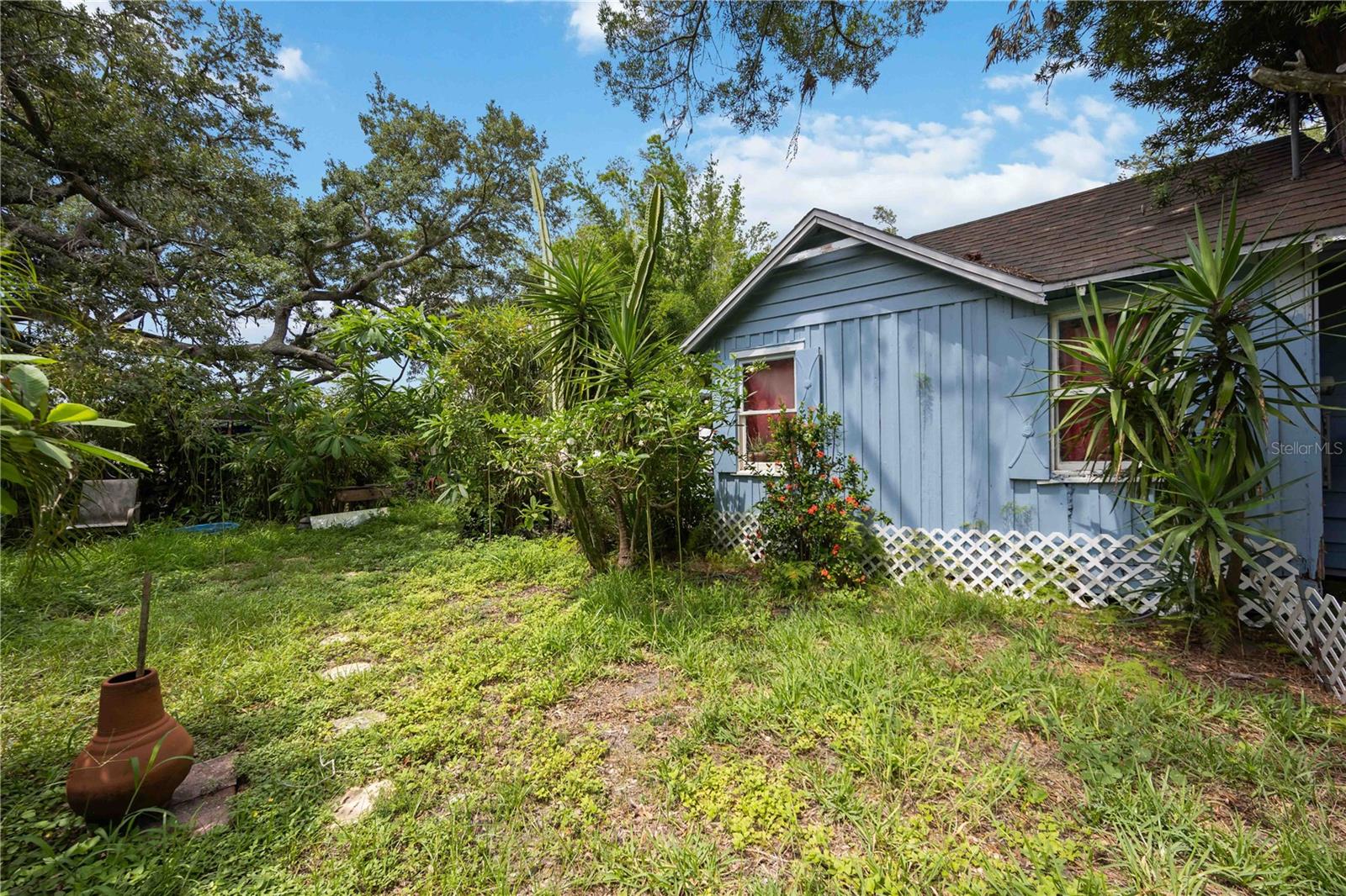 2126 Olentary St, Sarasota, FL 34231 — photo 8 of 8
