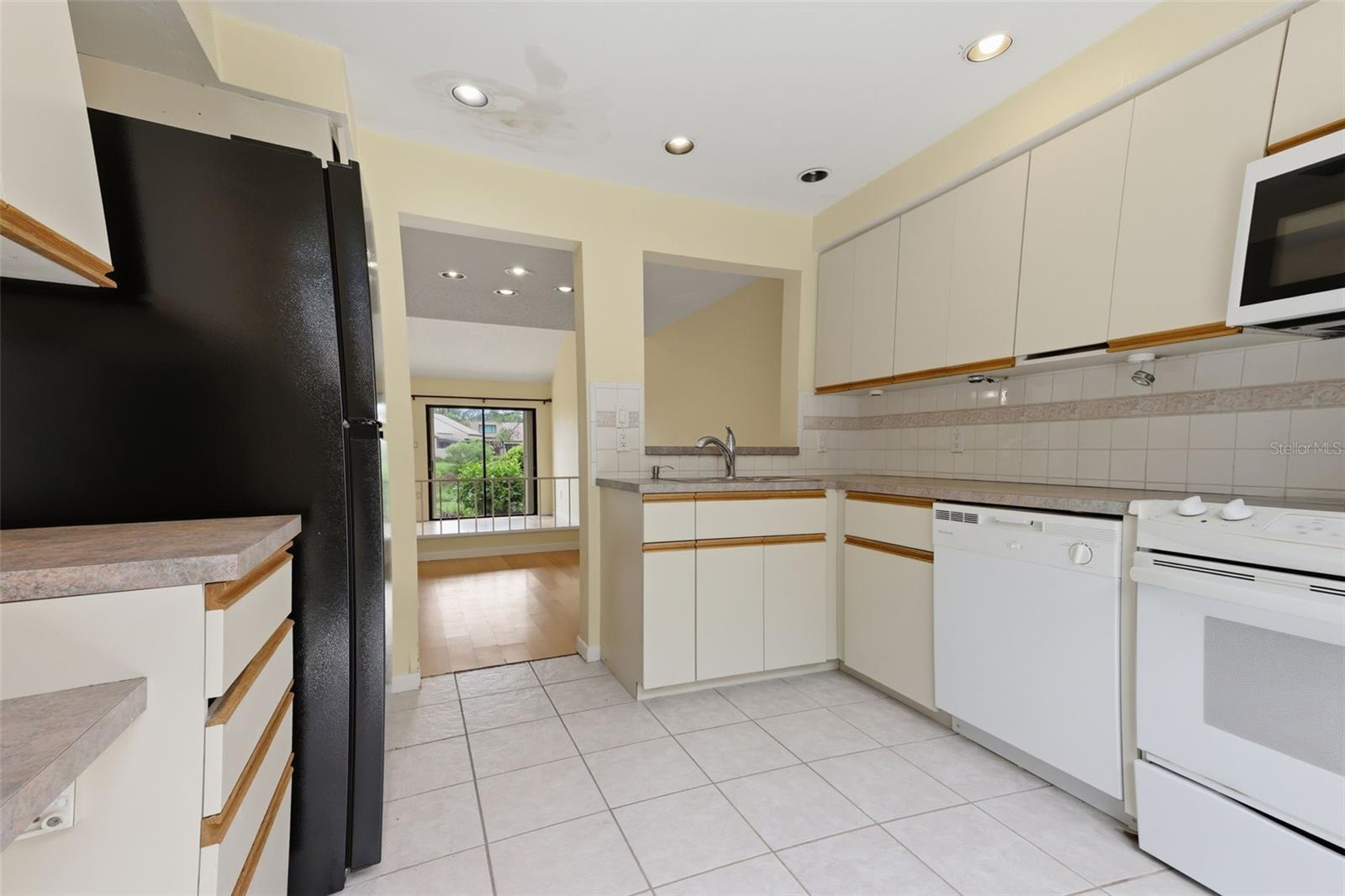 3813 Fishing Trl #62, Sarasota, FL 34235 — photo 13 of 42