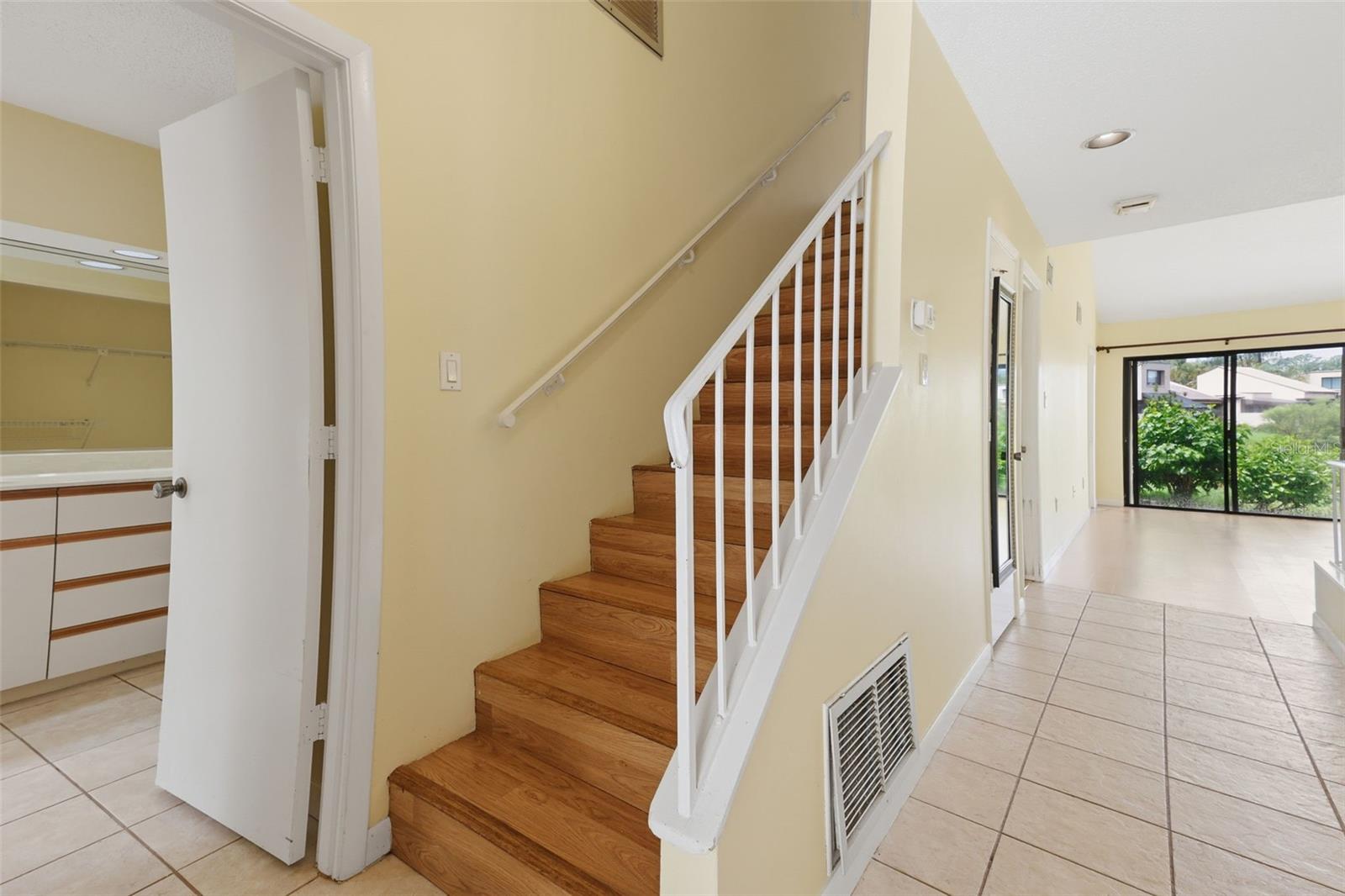 3813 Fishing Trl #62, Sarasota, FL 34235 — photo 5 of 42