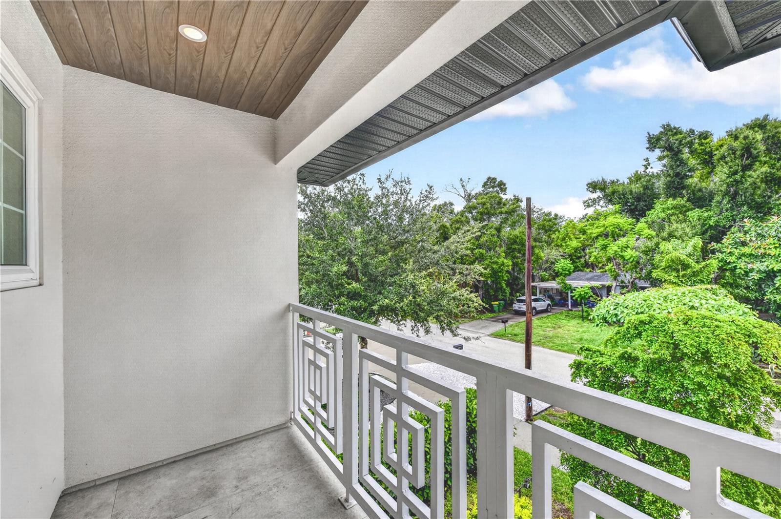 2590 Floyd St, Sarasota, FL 34239 — photo 52 of 69