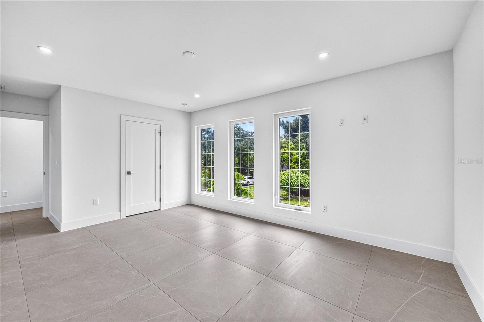 2590 Floyd St, Sarasota, FL 34239 — photo 55 of 69