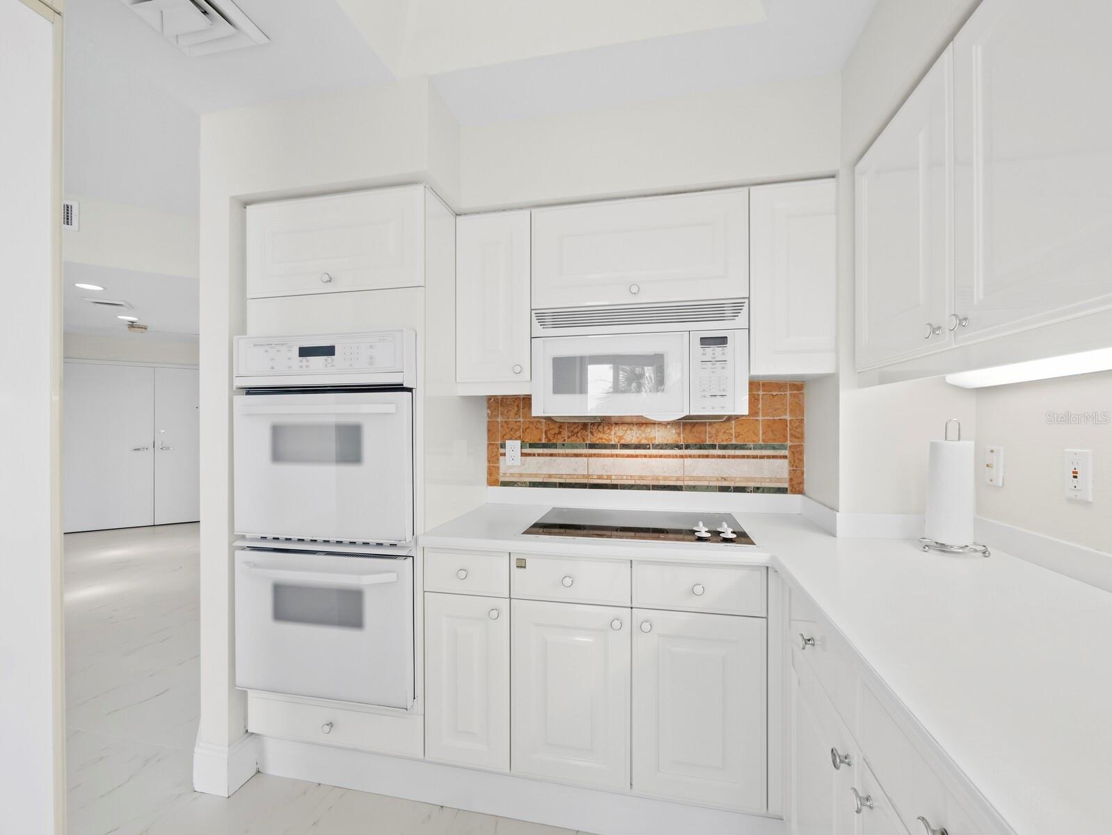 3080 Grand Bay Blvd #512, Longboat Key, FL 34228 — photo 20 of 55
