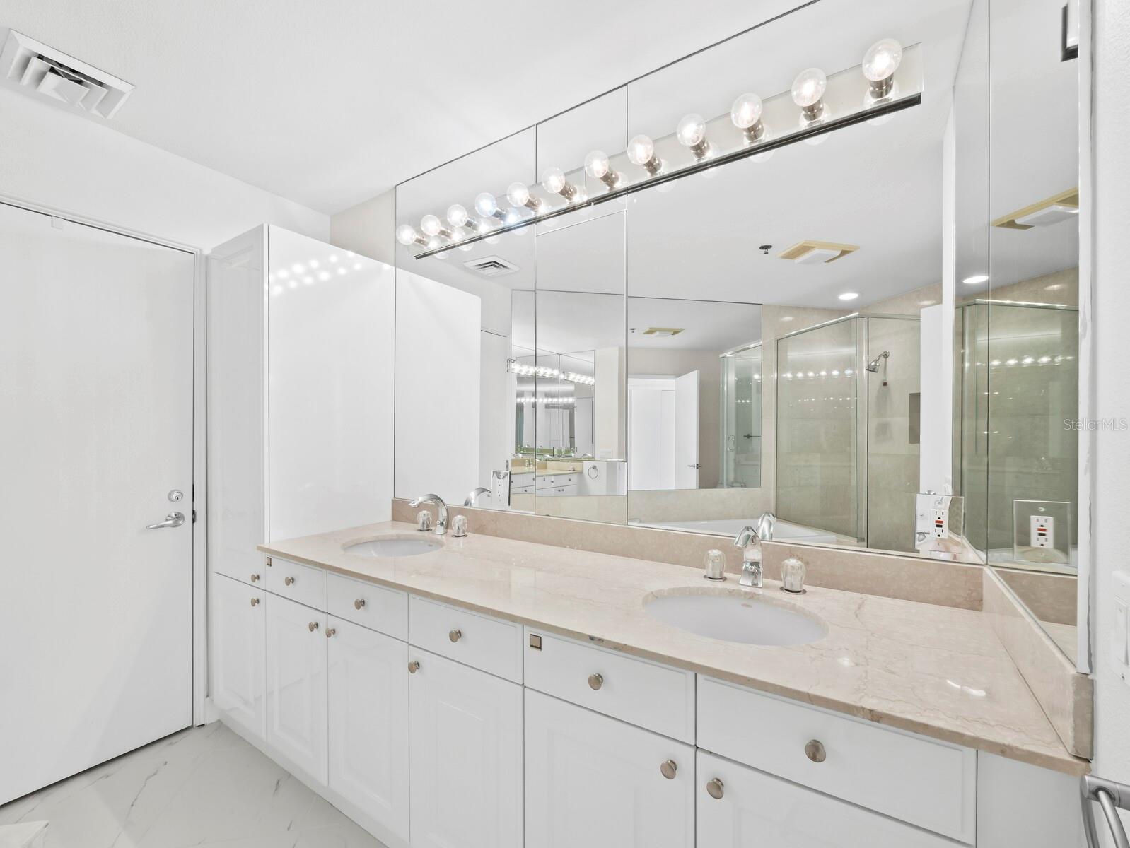 3080 Grand Bay Blvd #512, Longboat Key, FL 34228 — photo 27 of 55