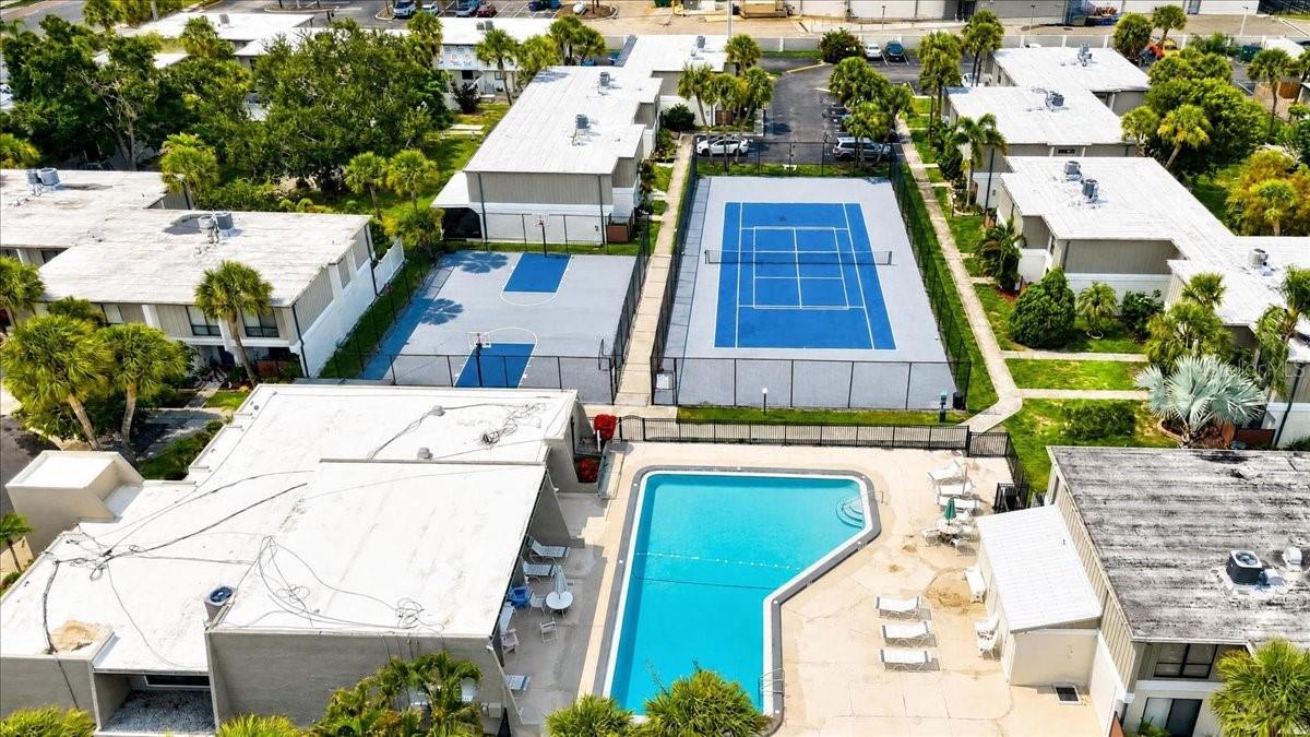 4001 Beneva Rd, #310, Sarasota, FL 34233
