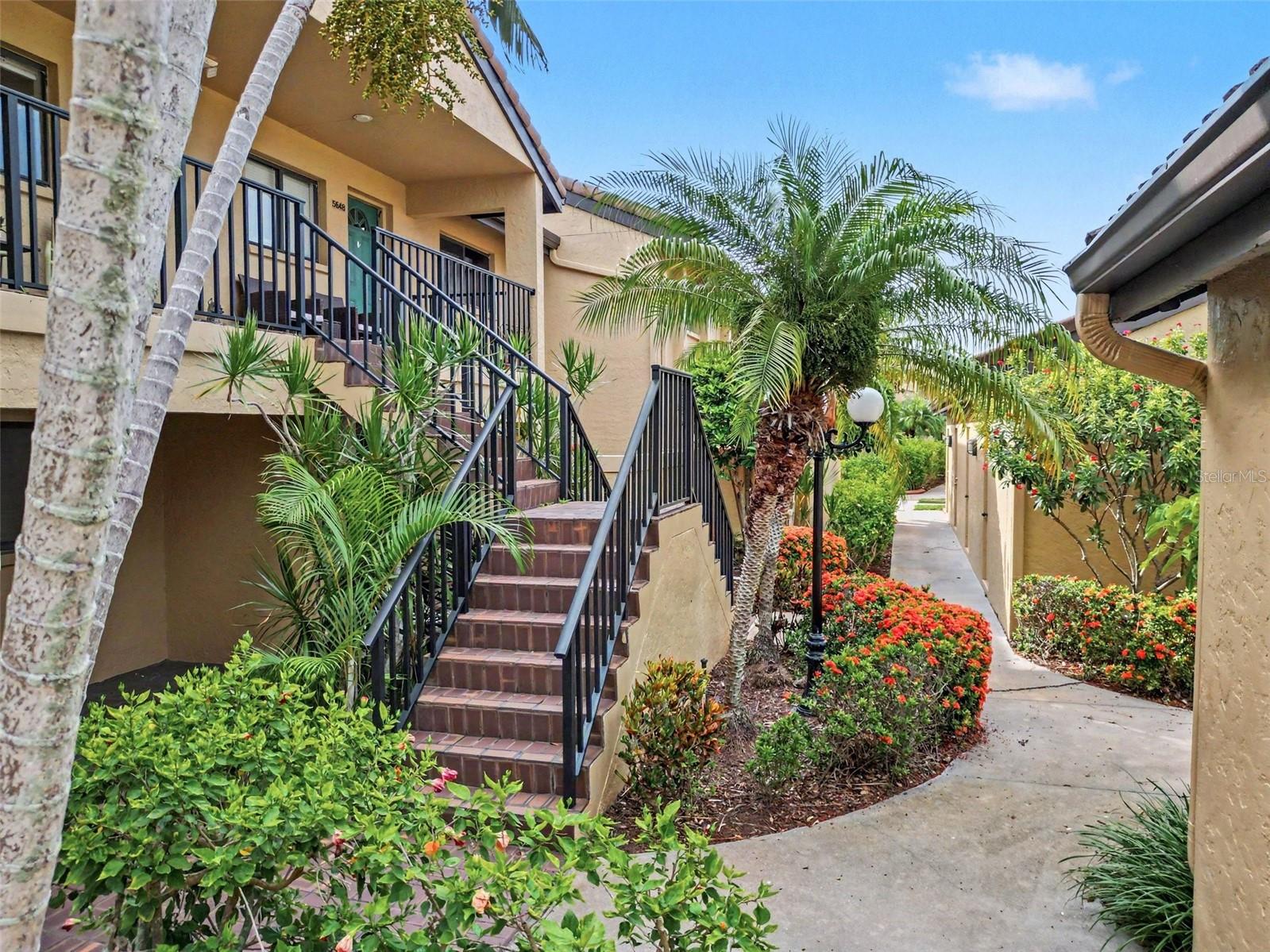 5652 Ashton Lake Dr #5652, Sarasota, FL 34231 — photo 3 of 51