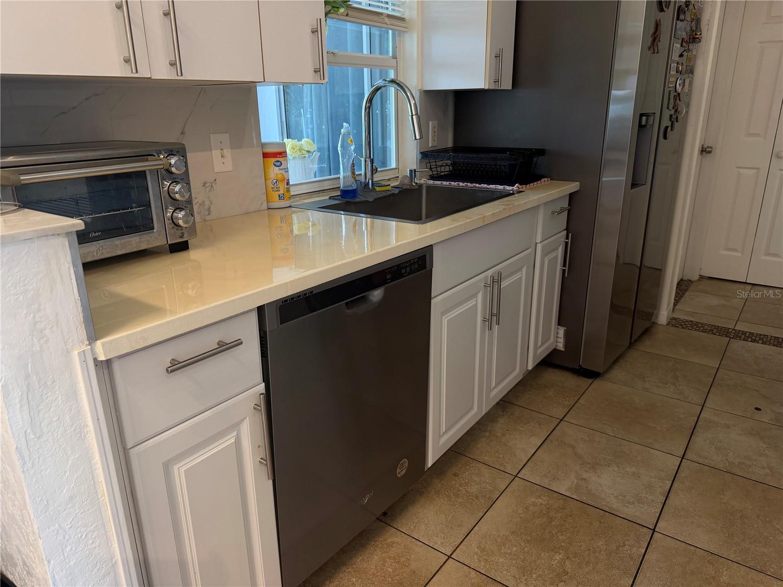 3824 Holin Ln, North Port, FL 34287 — photo 9 of 46