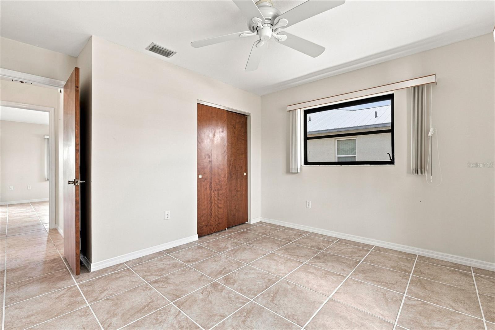 Third bedroom with Ample Closet Space