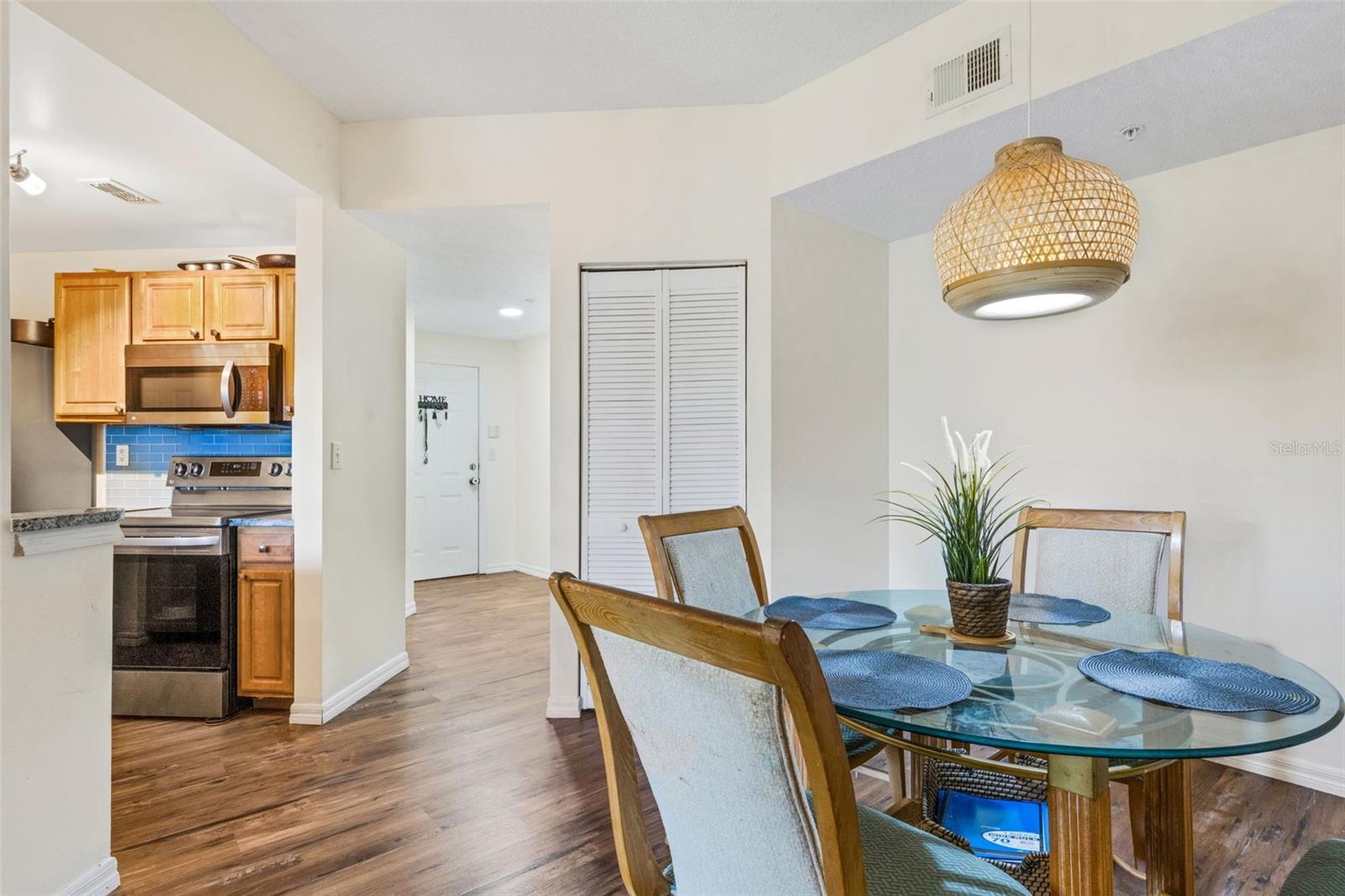 5601 Bentgrass Dr #10-202, Sarasota, FL 34235 — photo 15 of 41