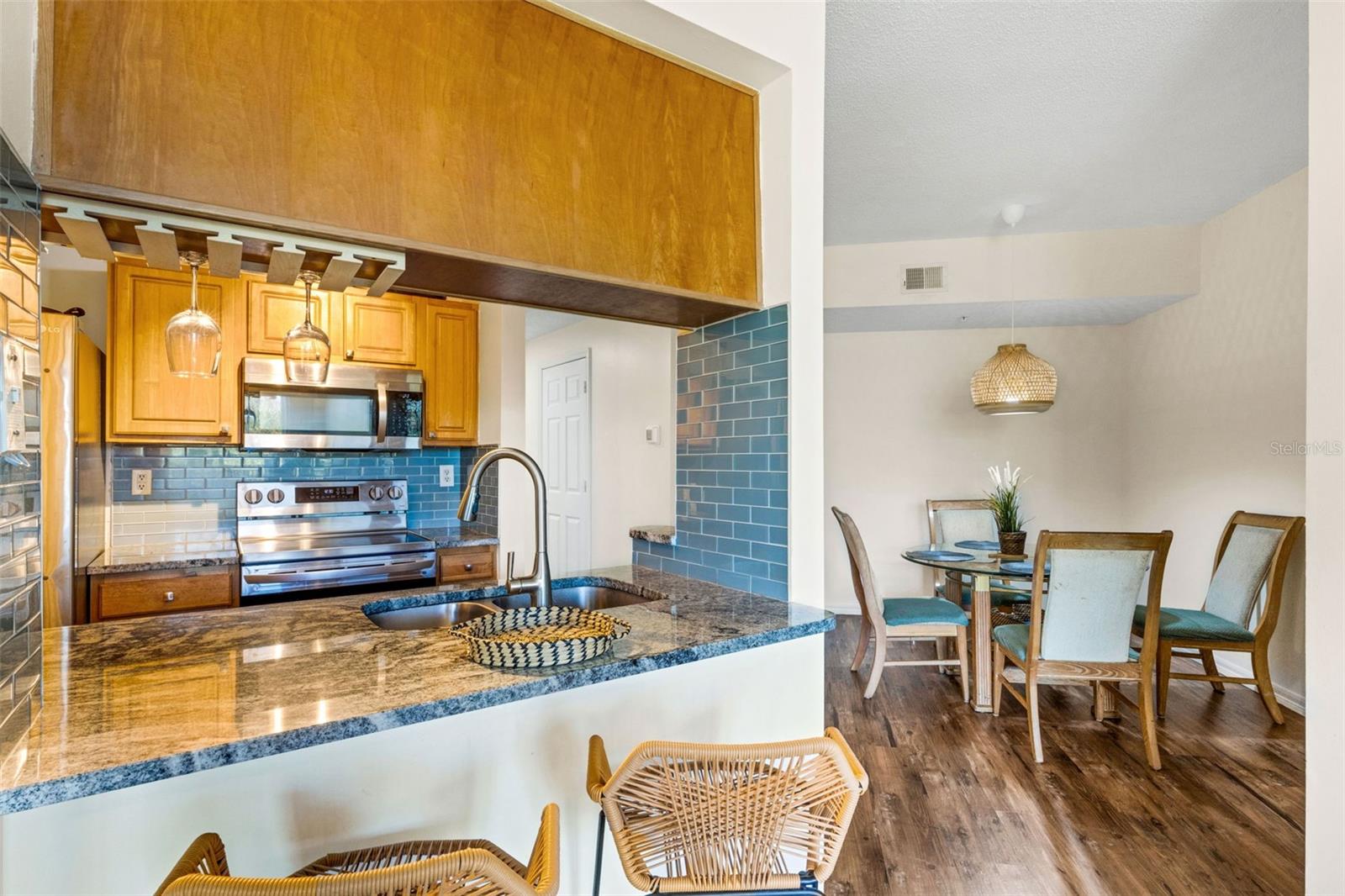 5601 Bentgrass Dr #10-202, Sarasota, FL 34235 — photo 10 of 41