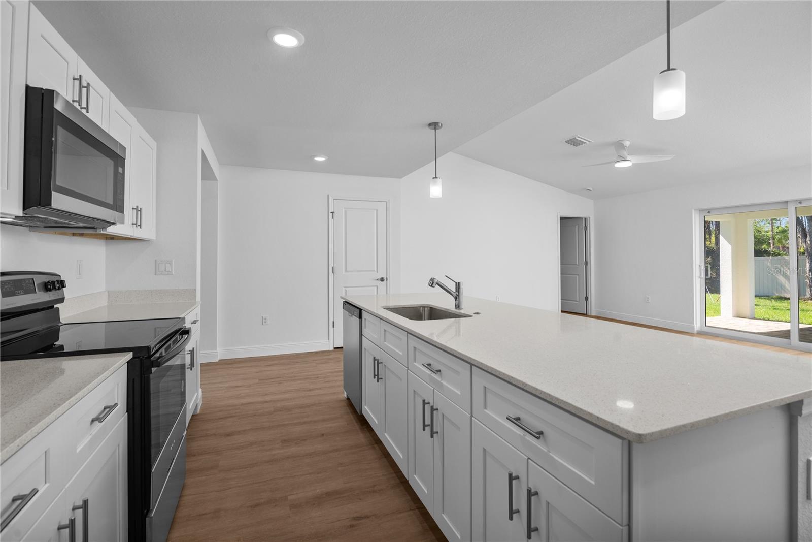 23377 Avacado Ave, Port Charlotte, FL 33980 — photo 4 of 11