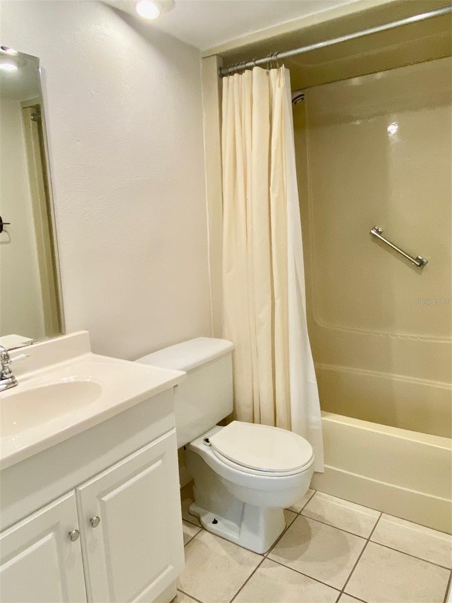 238 Tampa Ave W #6B, Venice, FL 34285 — photo 17 of 35