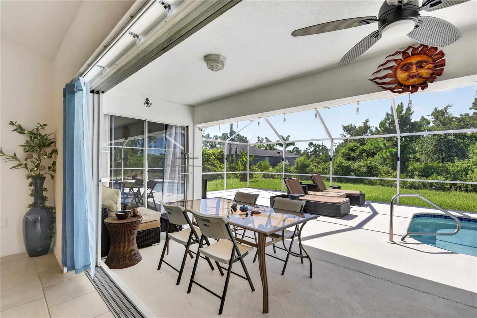 Entry to the pool area with screened cage.