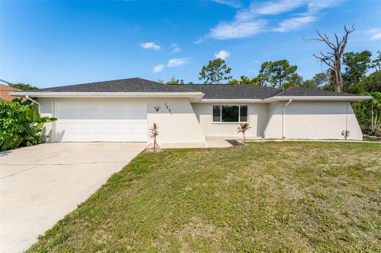 1231 Beacon Dr