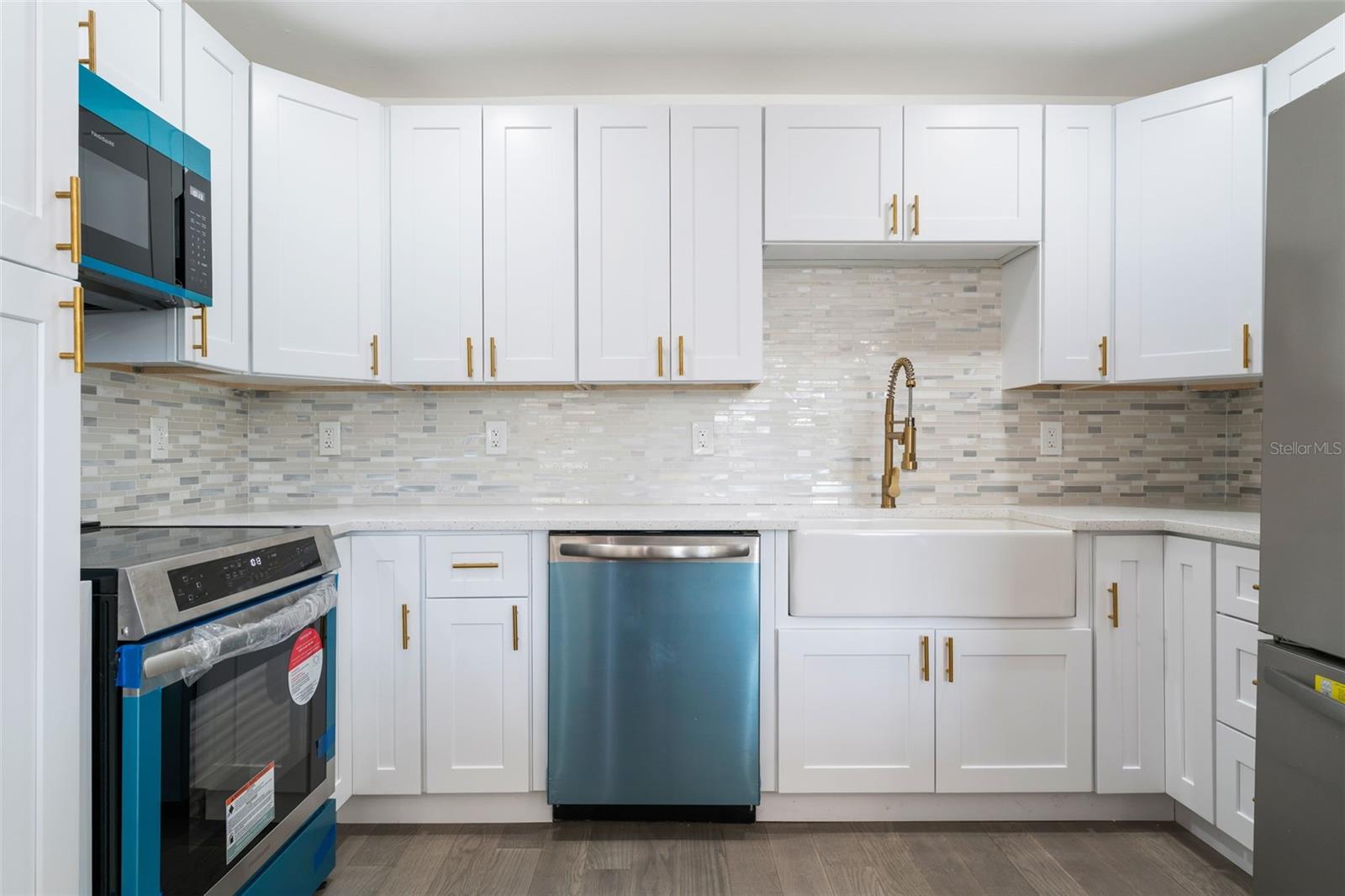 NEW KITCHEN
