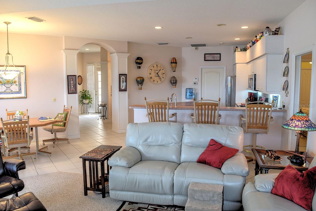 5113 Far Oak Cir, Sarasota, FL 34238 — photo 14 of 28