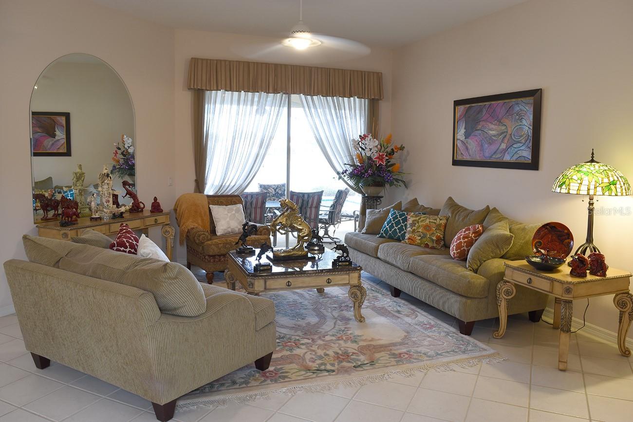 5113 Far Oak Cir, Sarasota, FL 34238 — photo 5 of 28
