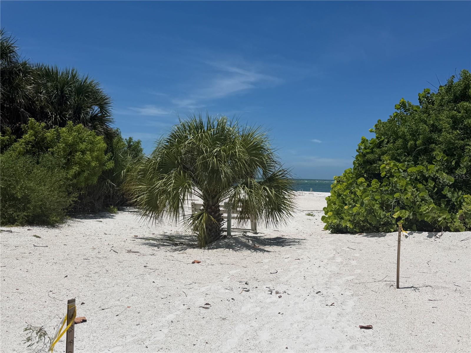 Lido Shores  exclusive, private deeded beach access point