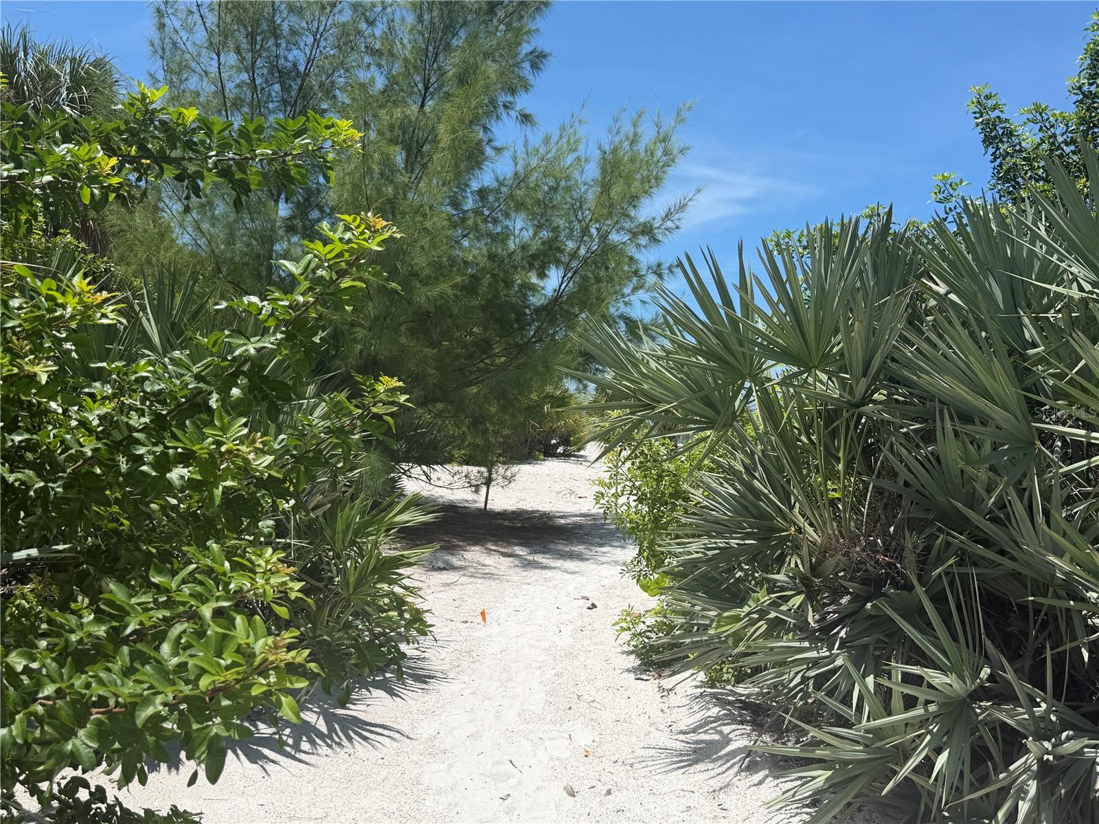 Lido Shores  exclusive, private deeded beach access point