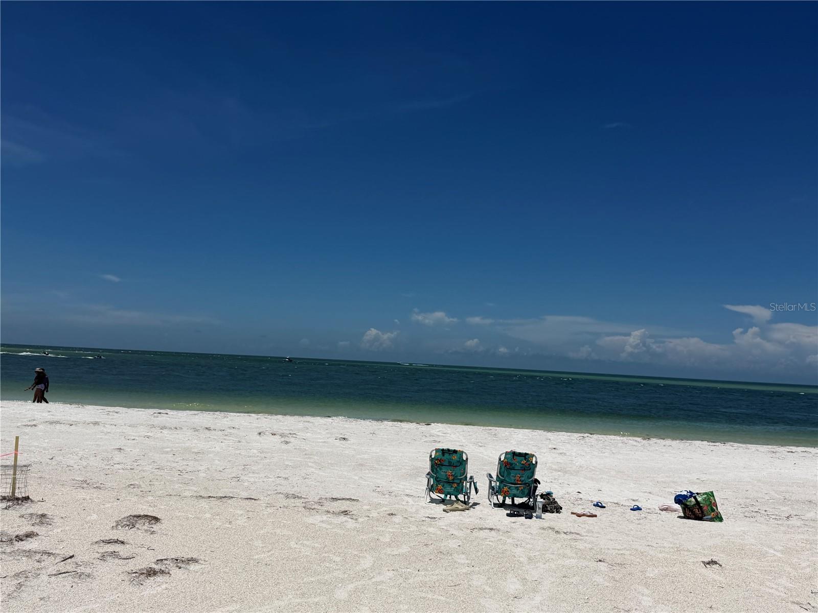 Lido Shores  exclusive, private deeded beach access point